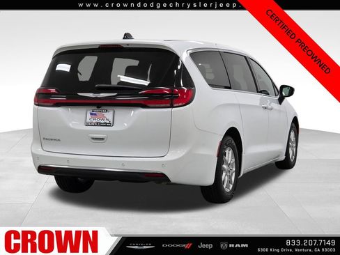 Certified 2026 Chrysler Pacifica Select FWD image 7