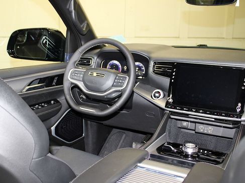 New 2026 Jeep Grand Wagoneer L Limited AWD/4WD image 27