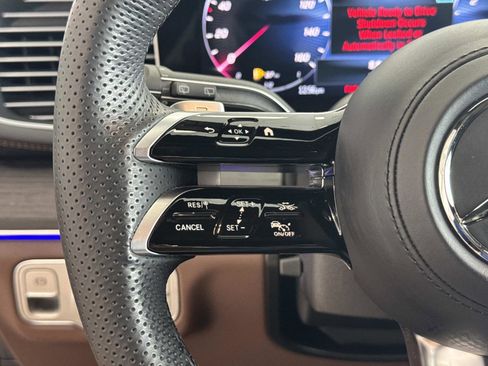 Certified 2024 Mercedes-Benz GLS 450 4MATIC image 21