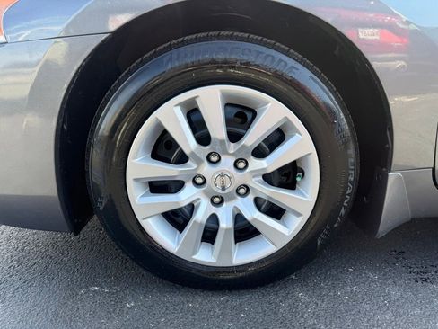 Used 2015 Nissan Altima 2.5 S w/ Power Driver Seat Package FWD image 9