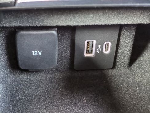 Used 2021 Lincoln Corsair Standard image 22