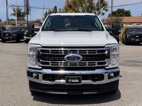 Used 2025 Ford F250 XLT w/ FX4 Off-Road Package AWD/4WD image 6