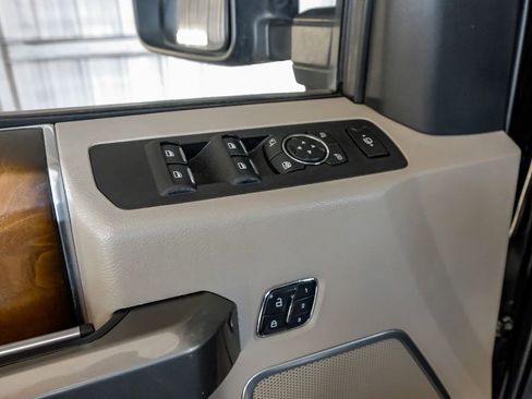 Used 2019 Ford F250 Limited w/ FX4 Off-Road Package image 45