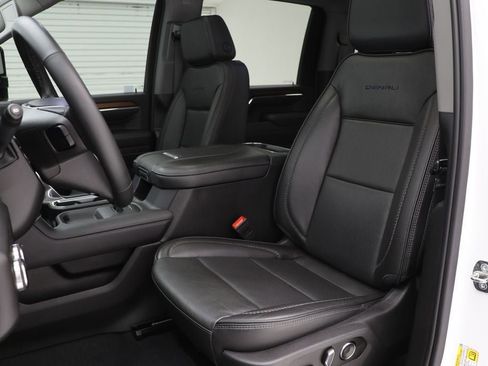 Used 2024 GMC Sierra 2500 Denali w/ Denali Reserve Package image 22