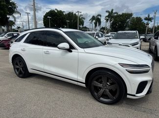 Used 2025 Genesis GV70 3.5T Sport w/ Sport Advanced Package AWD/4WD video 1