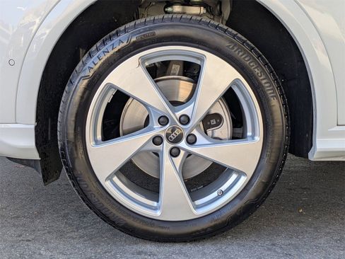 Used 2025 Audi Q5 Premium Plus w/ Premium Plus image 27