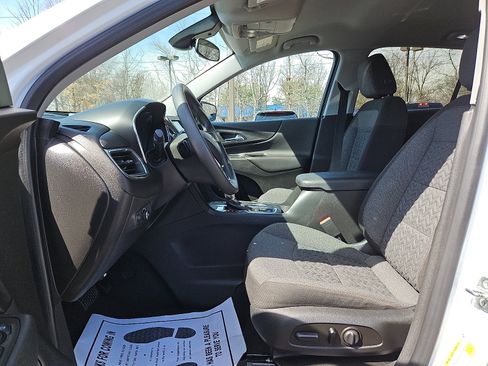 Used 2023 Chevrolet Equinox LT w/ LPO, Floor Liner Package image 13