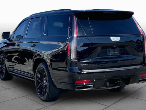 Used 2022 Cadillac Escalade Sport w/ Touring Package AWD/4WD image 12