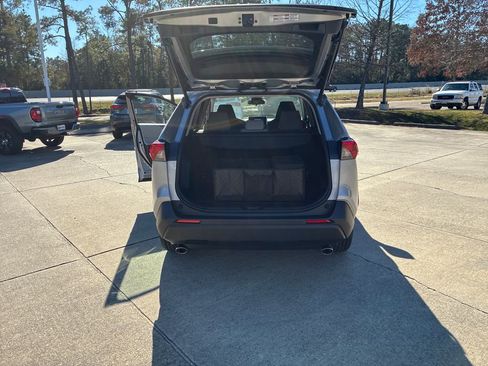 New 2025 Toyota RAV4 XLE image 32