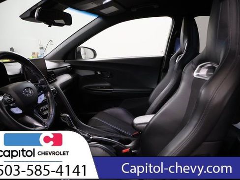 Used 2022 Hyundai Veloster N FWD image 13