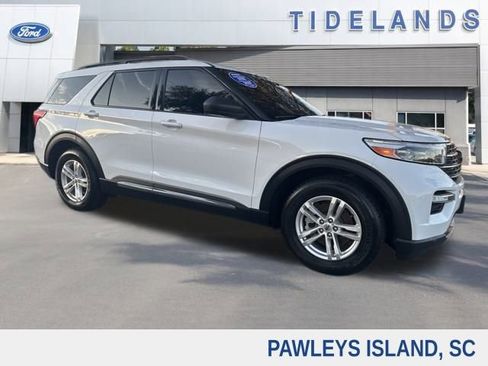 Used 2021 Ford Explorer XLT w/ Equipment Group 202A image 1