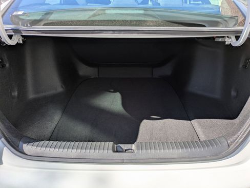 Used 2025 Honda Accord LX image 31
