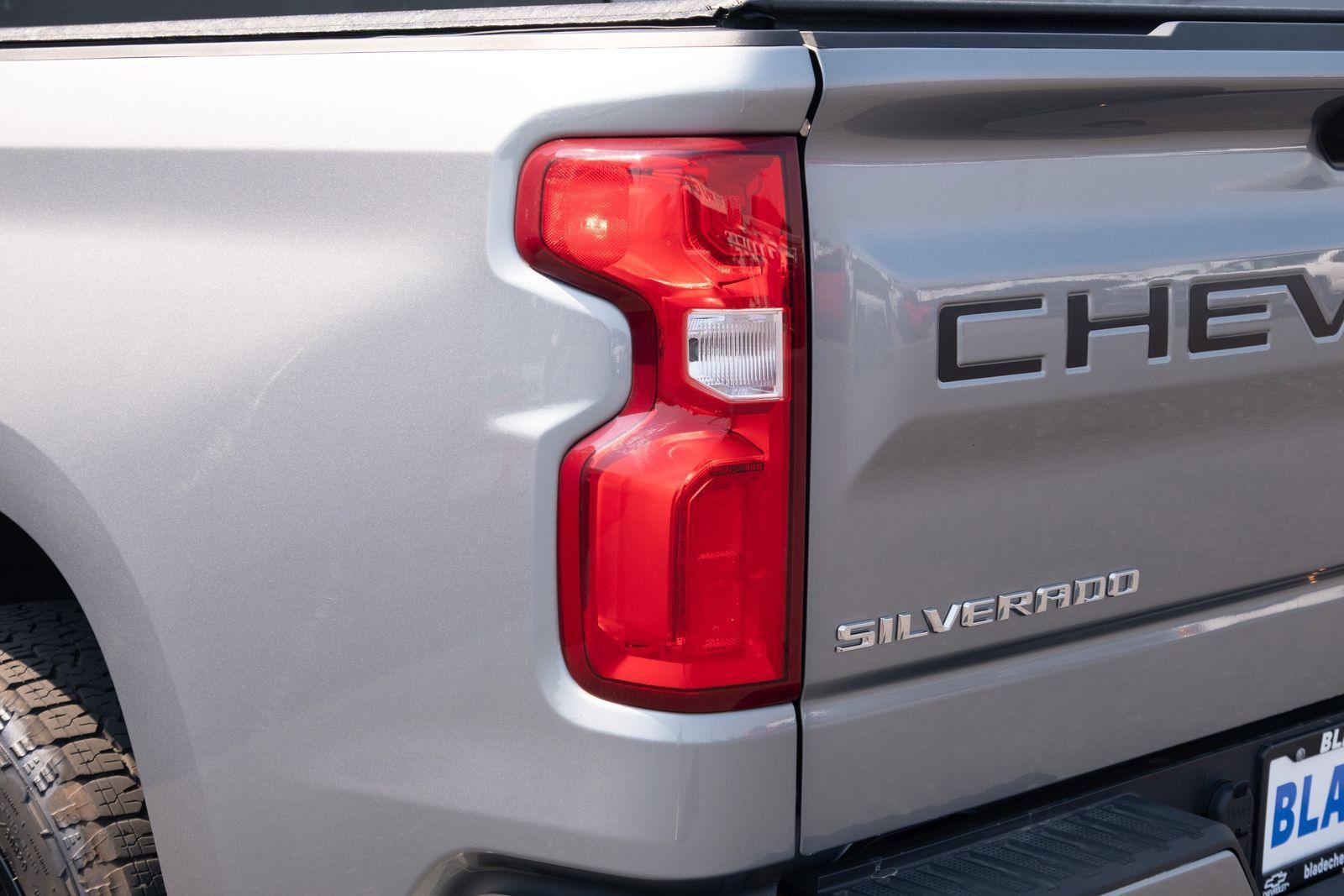 Used 2025 Chevrolet Silverado 1500 RST w/ Z71 Off-Road Package AWD/4WD image 22
