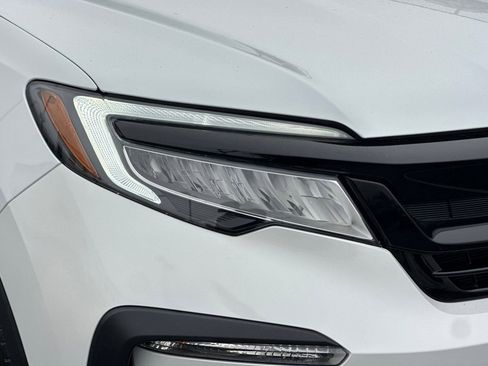 Certified 2022 Honda Pilot Black Edition image 10