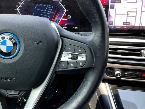 Used 2023 BMW i4 eDrive35 w/ Premium Package RWD image 12