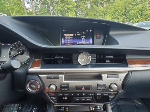 Used 2018 Lexus ES 350 w/ Premier Package FWD image 14