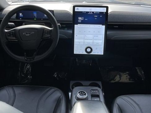 Used 2021 Ford Mustang Mach-E Premium image 15