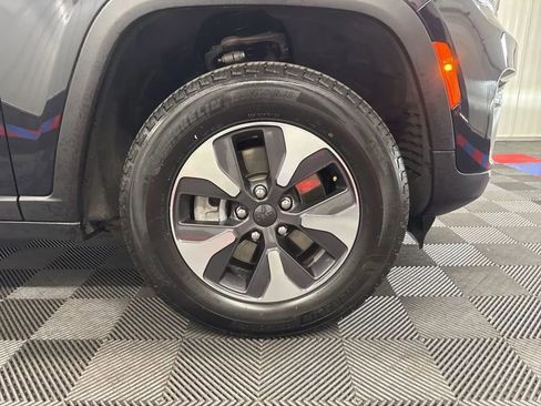 Used 2022 Jeep Grand Cherokee Limited 4xe AWD/4WD image 26