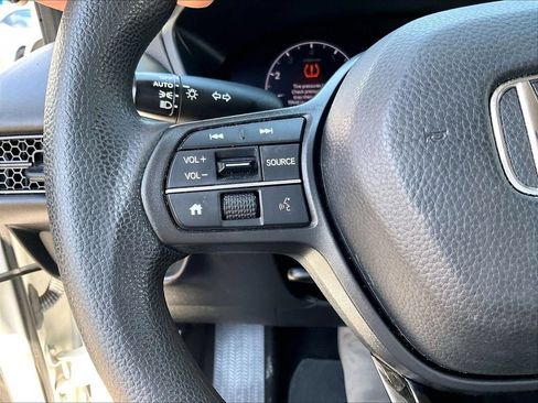 Used 2023 Honda HR-V LX image 22