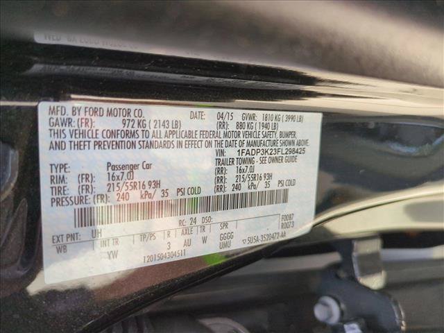 Used 2015 Ford Focus SE FWD image 15