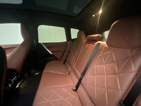 New 2022 BMW iX xDrive50 w/ Premium Package image 24