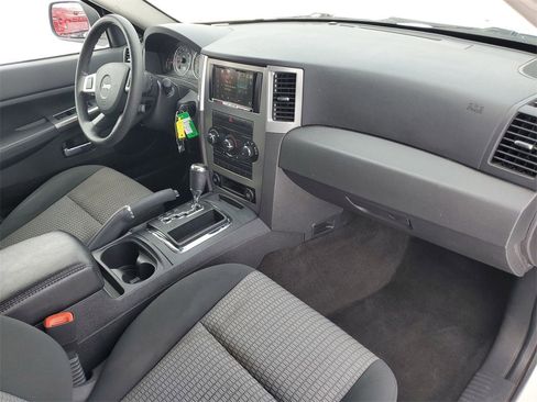 Used 2009 Jeep Grand Cherokee Laredo w/ Trailer Tow Group image 25