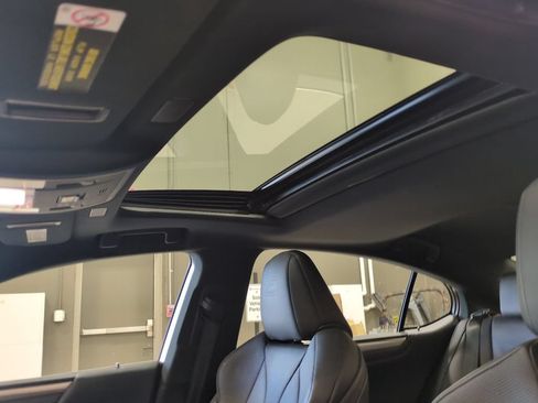 Used 2019 Lexus ES 350 F Sport w/ Accessory Package 2 FWD image 15
