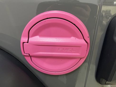 Used 2022 Jeep Wrangler Unlimited Rubicon w/ Cold Weather Group image 44