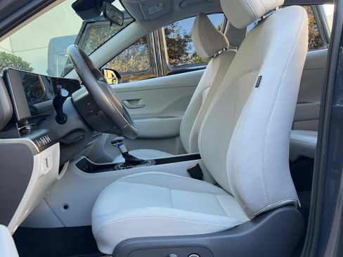 Used 2024 Hyundai Kona SEL image 34