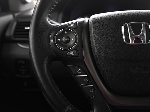 Used 2017 Honda Pilot EX-L image 28