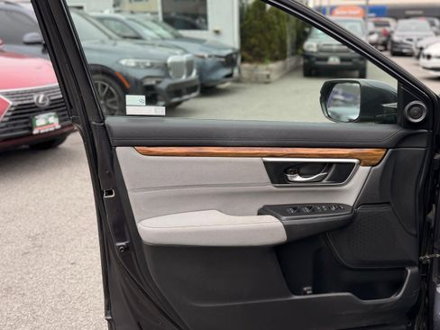 Used 2019 Honda CR-V EX image 16