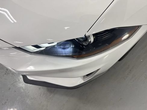 Used 2018 Ford Mustang Coupe w/ Equipment Group 101A RWD image 28