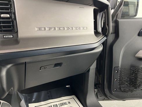 Used 2021 Ford Bronco Outer Banks AWD/4WD image 34