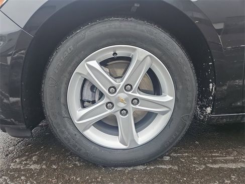 Used 2024 Chevrolet Malibu LS image 39