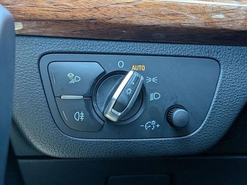 Used 2023 Audi Q5 2.0T Premium AWD/4WD image 13
