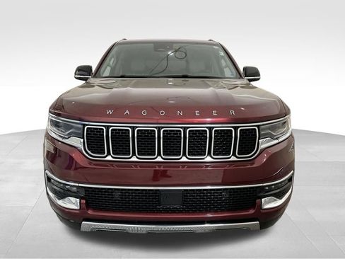 Used 2024 Jeep Wagoneer Series III AWD/4WD image 9