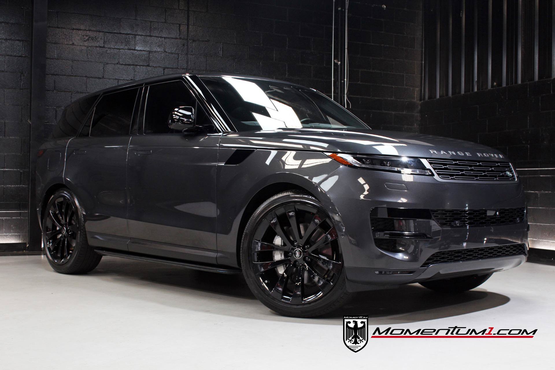 Used 2025 Land Rover Range Rover Sport SE AWD/4WD image 1