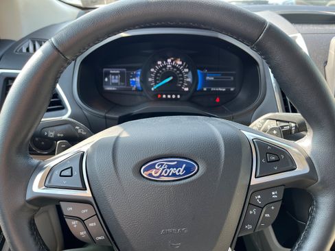 Certified 2023 Ford Edge Titanium w/ Class II Trailer Tow Package AWD/4WD image 18