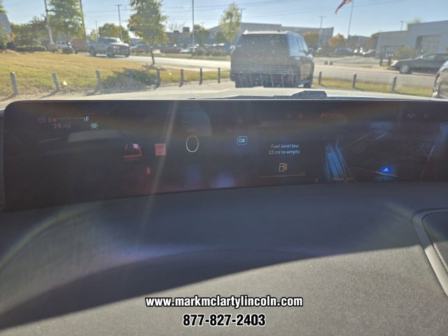 New 2027 Lincoln Navigator Reserve w/ Jet Appearance Package AWD/4WD image 21