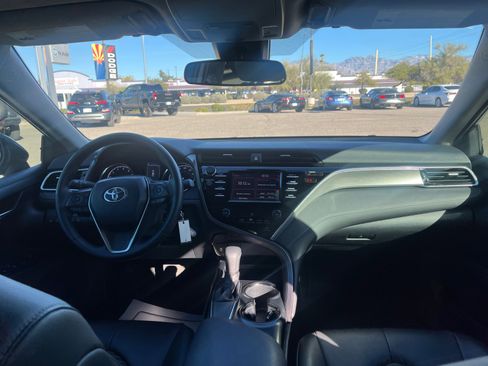 Used 2018 Toyota Camry L image 20