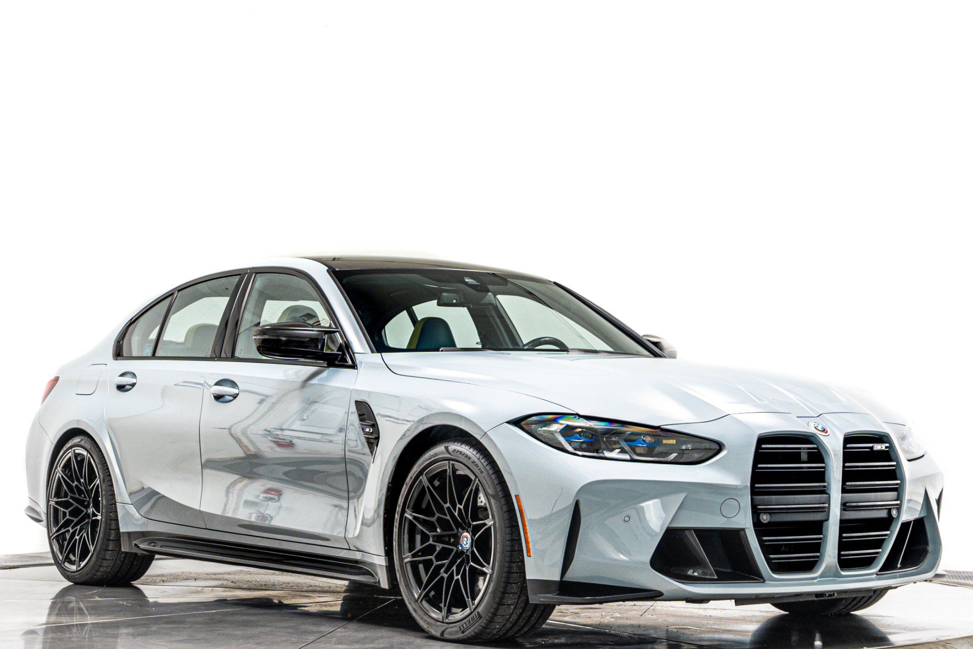 Used 2023 BMW M3 w/ M Carbon Exterior Package RWD image 36