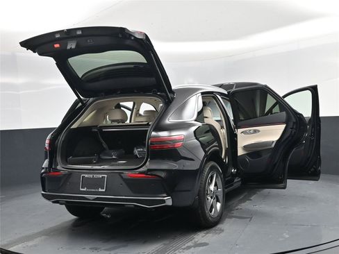 New 2026 Genesis GV70 2.5T Select image 27