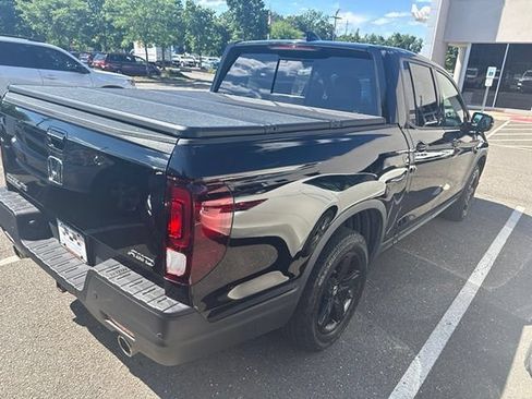 Used 2023 Honda Ridgeline Black Edition image 4