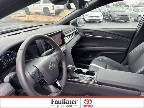 Certified 2025 Toyota Camry SE image 23