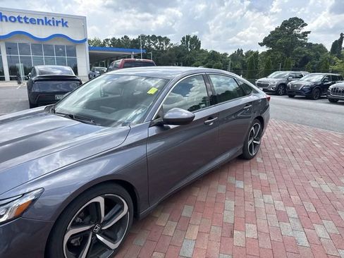 Used 2019 Honda Accord Sport image 5