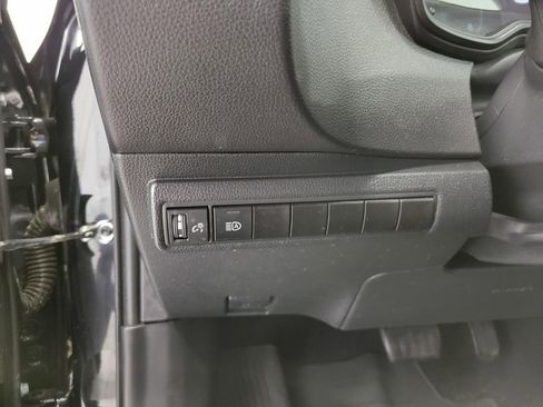 Used 2024 Toyota Corolla LE FWD image 11