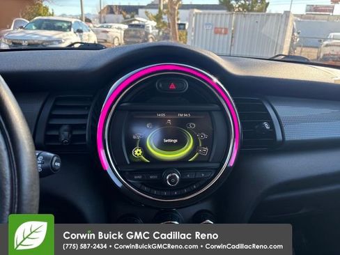 Used 2017 MINI Cooper 2-Door Hardtop image 19