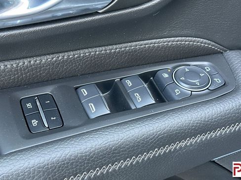 Certified 2024 GMC Yukon XL Denali AWD/4WD image 12
