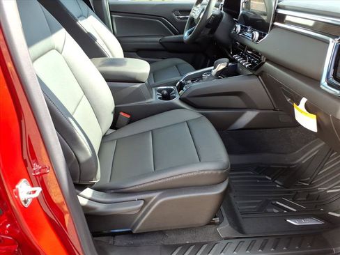 New 2026 GMC Canyon Elevation w/ Convenience Package image 8