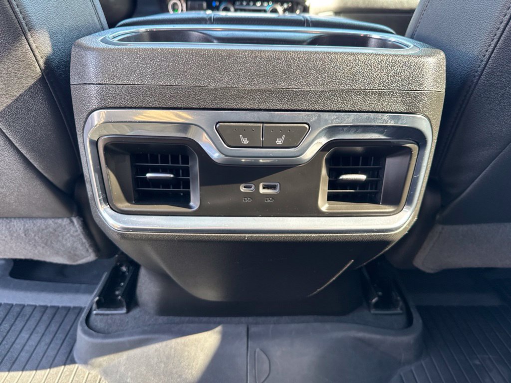 Used 2022 Chevrolet Silverado 1500 LTZ w/ LTZ Premium Package AWD/4WD image 25
